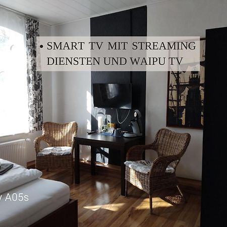 Haus Krabbe Zimmer Ohne Kueche, Fuer 1-2 Personen, Doppelbett, Zentral Gelegen Zwischen Cuxhaven Und Bremerhaven, Hunde Kostenfrei Willkommen, Kostenfreier Parkplatz 弗雷门 外观 照片
