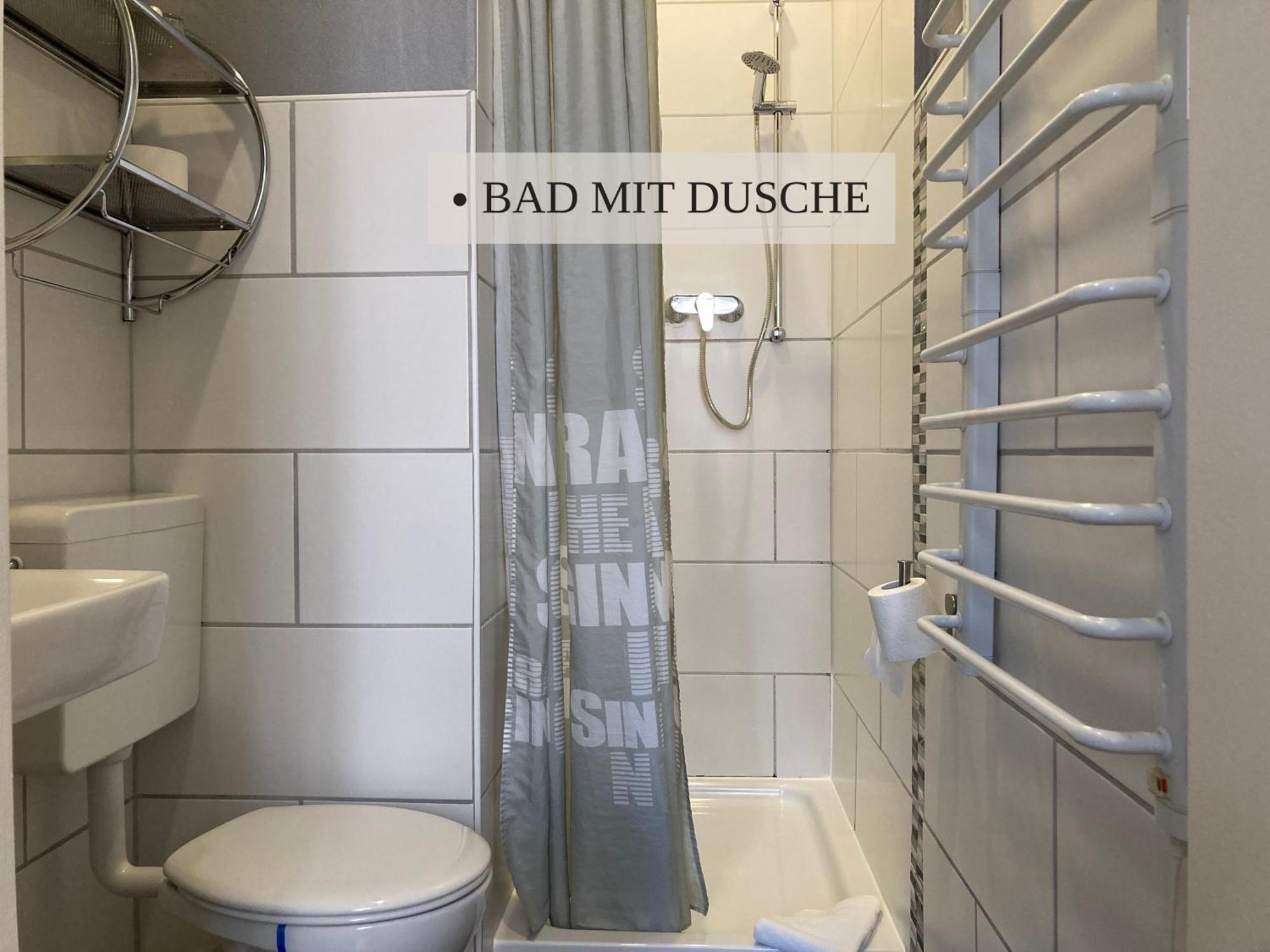 Haus Krabbe Zimmer Ohne Kueche, Fuer 1-2 Personen, Doppelbett, Zentral Gelegen Zwischen Cuxhaven Und Bremerhaven, Hunde Kostenfrei Willkommen, Kostenfreier Parkplatz 弗雷门 外观 照片